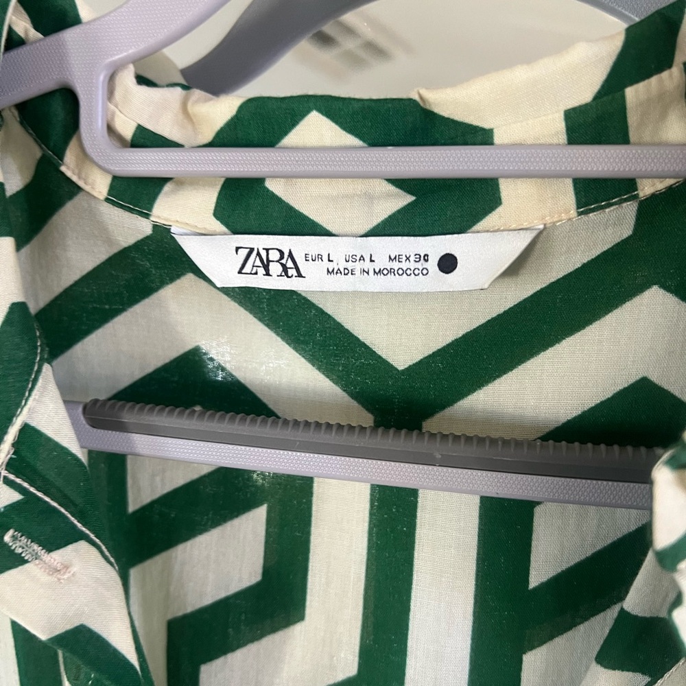 Zara Green and White Long Sleeve Dress - Picture 3 of 3